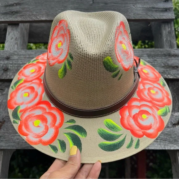 🆕 Hand-Painted Artisan Panama Hat Made in Mexico – Floral Design - Picture 4 of 6